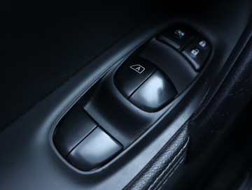 Nissan Qashqai II Crossover 1.2 DIG-T 115KM 2016 Nissan Qashqai 1.2 DIG-T, Salon Polska, Automat, zdjęcie 17