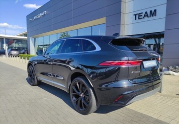 Jaguar F-Pace SUV Facelifting 2.0 P 249KM 2022 Jaguar F-Pace Jaguar F-pace 2.0 I4 250 PS AWD Auto R Dynamic SE 2.0 Benzyna, zdjęcie 7