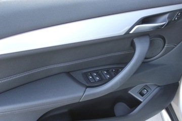 BMW X1 F48 2020 BMW X1 BMW X1 sDrive18i Xline 1.5 Benzyna 136KM, zdjęcie 17