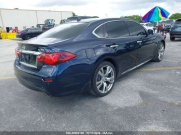 Infiniti Q70 2019 Infiniti Q70 2019 INFINITI Q70L 3.7 LUXE AWD 3.7 Benzyna 330KM, zdjęcie 4