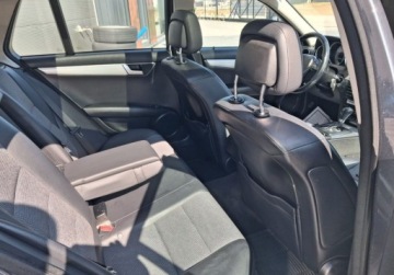 Mercedes Klasa C W204 Kombi T204 1.6 180 K BlueEFFICIENCY 156KM 2013 Mercedes-Benz Klasa C bezwypadekserwisavangardejak nowapanorama 1.6, zdjęcie 21