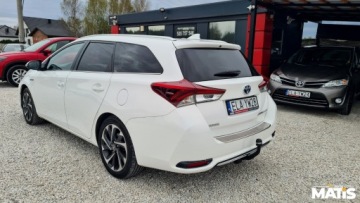 Toyota Auris II Touring Sports Facelifting 1.8 Hybrid 136KM 2016 Toyota Auris 1.8Hybryda Panorama Navi kamera climatronic 100 bezwypadek, zdjęcie 19