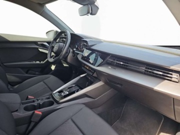 Audi A3 8Y Sportback 1.5 35 TFSI 150KM 2023 Audi A3 Sportback kamera cofania, automatyczna klima, tempomat, ogrzewanie, zdjęcie 9