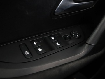 Peugeot 2008 II SUV 1.5 BlueHDi 110KM 2021 Peugeot 2008 PDC tempomat LED, zdjęcie 34