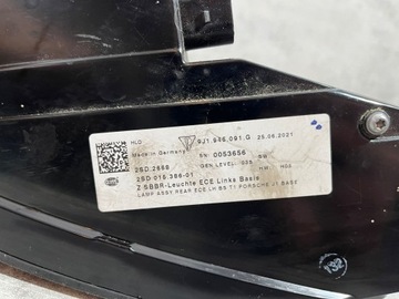PORSCHE TAYCAN 4S 9J1 SVĚTLO ZADNÍ LEVÝ EVROPA 9J1945091G