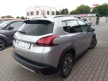 Peugeot 2008 I SUV Facelifting 1.2 PureTech 110KM 2017 Peugeot 2008 Navi Klimatronik Sensor Alu PDC 1.2 Benzyna 110KM, zdjęcie 6