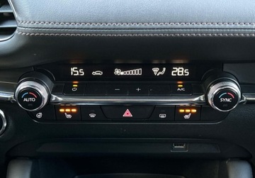 Mazda 3 IV Sedan 2.0 Skyactiv-X 180KM 2019 Mazda 3 Hikari, ACC, Kamera 360, GPS, Head-Up, BOSE, Podgrzewana kierownica, zdjęcie 24