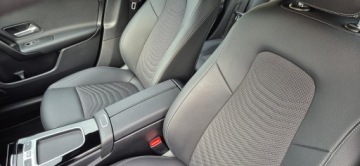 Mercedes Klasa A W177/V177 2023 MERCEDES-BENZ A180d! Stan idealny!, zdjęcie 24