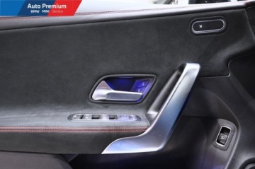 Mercedes CLA C118/X118 Shooting Brake Facelifting 1.3 200 163KM 2024 Mercedes-Benz CLA FV23Reflektory Dynamiczne LEDAMG LineKierownica Superspo, zdjęcie 7