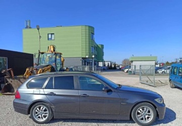 BMW Seria 3 E90-91-92-93 Touring E91 2.0 320d 163KM 2008 BMW Seria 3 BMW Seria 3 2.0 Diesel 163KM, zdjęcie 4