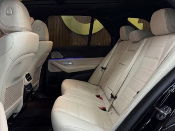 Mercedes GLE V167 SUV Facelifting 3.0 450d 367KM 2026 MERCEDES-BENZ GLE 450 d 4-Matic AMG Line 3.0 (367KM) 2026, zdjęcie 18