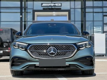 Mercedes Klasa E W214 Sedan 2.0 220d 197KM 2025 E Klasa 220 d 4-Matic AMG 2.0 197KM 2025, zdjęcie 1