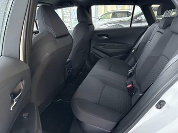 Toyota Corolla XII TS Kombi 1.8 Hybrid 122KM 2021 Toyota Corolla 1.8 Hybrid Comfort Seria E21 (2019-, zdjęcie 11
