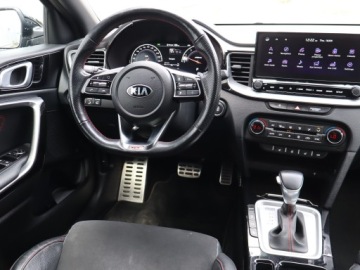 Kia Proceed Shooting Brake 1.6 T-GDI 204KM 2021 Kia ProCeed GT 1.6 T-GDI MHEV, Automat, Skóra, zdjęcie 6