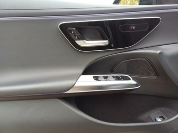 Mercedes Klasa E W214 Sedan 2.0 220d 197KM 2024 Mercedes-Benz E 220, zdjęcie 19