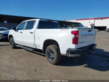 Chevrolet Silverado II 2021 Chevrolet Silverado 2021r., 1500 Trail Boss, od ubezpieczalni 6.2 Benzyna, zdjęcie 4