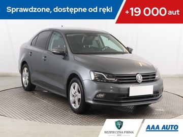 Volkswagen Jetta VI Sedan Facelifting 1.4 TSI 125KM 2016 VW Jetta 1.4 TSI, Salon Polska, 1. Właściciel