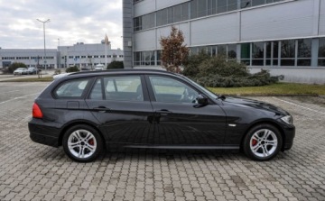 BMW Seria 3 E90-91-92-93 Touring E91 2.0 320d 184KM 2011 BMW Seria 3 2011 r. Lift 320d (185KM) Automat Skory 2.0 Diesel 184KM, zdjęcie 4