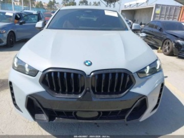 BMW X6 G06 2024 BMW X6 XDrive40I 2024 3.0 Benzyna 375KM, zdjęcie 7