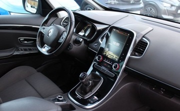 Renault Espace V Van 1.6 Energy dCi 130KM 2017 Renault Espace 1.6 dCi Energy Zen 2017 Od RiA 1.6 Diesel 130KM, zdjęcie 1