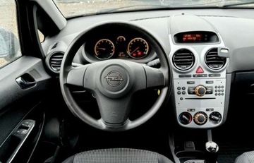 Opel Corsa D Hatchback 5d Facelifting 1.2 Twinport ECOTEC 70KM 2013 Opel Corsa Opel Corsa 1.2 Benzyna 70KM, zdjęcie 4