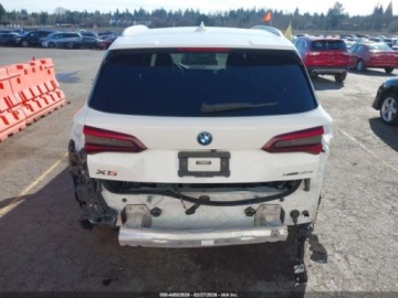 BMW X5 G05 2023 BMW X5 Phev Xdrive45e, 2023r., 4x4, 3.0L 3.0 Hybryda Plug-in 389KM, zdjęcie 7
