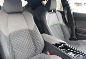 Toyota C-HR I Crossover Facelifting 1.8 Hybrid 122KM 2022 Toyota C-HR Okazja 1.8 Hybryda 122KM, zdjęcie 18