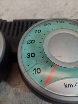 BUDÍKY PŘÍSTROJOVÁ DESKA CITROEN C8