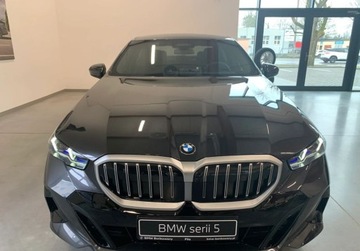 BMW Seria 5 G90-91 Touring 2.0 520d 197KM 2024 BMW Seria 5 2.0 Diesel 197KM, zdjęcie 28