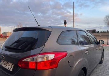 Ford Focus III Kombi 1.6 Duratorq TDCi DPF 115KM 2013 Ford Focus Bezwypadeksalonjedzie jak noweNAVI 1.6 Diesel 115KM, zdjęcie 3