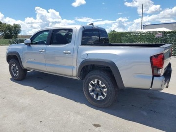 Toyota Tacoma II 2019 Toyota Tacoma Double Cab, 2019r., 4x4, 3.5L 3.5 Benzyna 278KM, zdjęcie 3