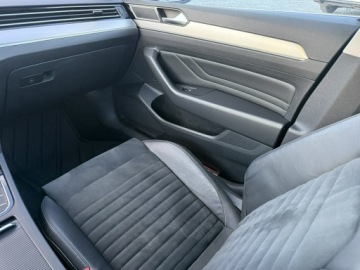 Volkswagen Passat B8 Variant Facelifting 2.0 TDI SCR 150KM 2023 Volkswagen Passat Variant 2.0 TDI 150KM 2023 DSG7, zdjęcie 12