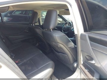 Lexus ES VII (XV70) 2019 Lexus ES 300h, 2019r., 2.5L 2.5 Benzyna 176KM, zdjęcie 9