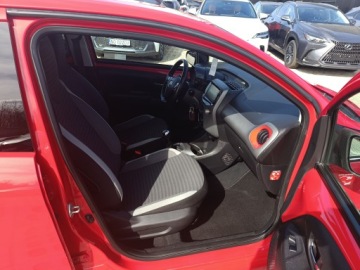 Toyota Aygo II Hatchback 3d Facelifting 1.0 VVT-i 72KM 2018 Toyota Aygo 1.0 VVT-i X-play II (2014-) Toyota Ayg, zdjęcie 19