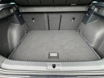 Cupra Formentor Crossover 1.5 TSI 150KM 2026 CUPRA Formentor 1.5 e-TSI DSG Suv 150KM 2026, zdjęcie 13