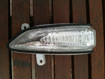 SMĚROVKA ZRCÁTKO NISSAN PULSAR EVROPA PRAVÝ