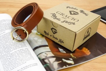 РЕМЕНЬ ЖЕНСКИЙ, Натуральная кожа, КОРИЧНЕВЫЙ, ЗОЛОТАЯ ПРЯЖКА