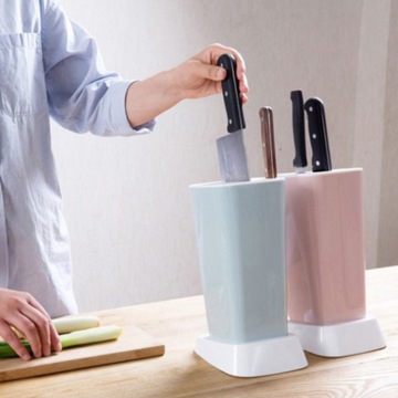 Подставка для ножей 14 см.