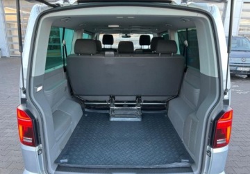 Volkswagen Caravelle T6 2022 Volkswagen Caravelle Comfortline L2 4Motion, ACC, Kamera cofania, Hak, LED, zdjęcie 9