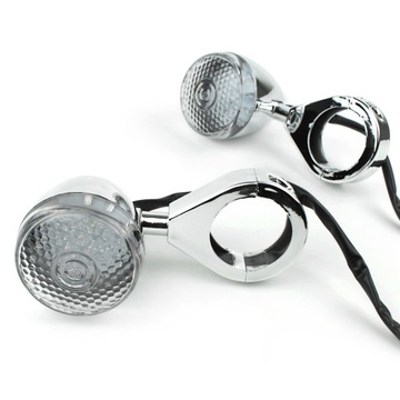 Kierunkowskazy LED z obejmą E11 biały klosz chrom