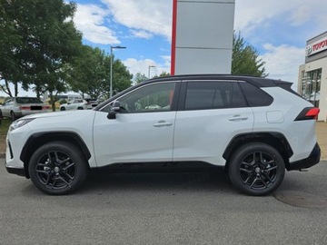 Toyota RAV4 V SUV Facelifting 2.5 Hybrid Dynamic Force 222KM 2025 Od ręki - GR Sport 2.5 Hybrid Dynamic Force 222KM | Podgrzewane fotele!, zdjęcie 1