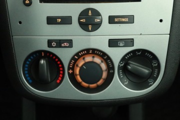 Opel Corsa D Hatchback 5d Facelifting 1.2 Twinport ECOTEC 85KM 2014 Opel Corsa 1.2, Salon Polska, Serwis ASO, GAZ, zdjęcie 9