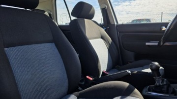 Volkswagen Golf V Hatchback 1.4 i 16V 75KM 2003 Volkswagen Golf climatronic, zdjęcie 14