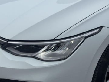 Volkswagen Golf VIII Hatchback 1.5 TSI EVO 130KM 2022 Volkswagen Golf Life 1.5 TSI 130KM, Serwis ASO, Gwarancja, FV23 1.5 129KM, zdjęcie 6