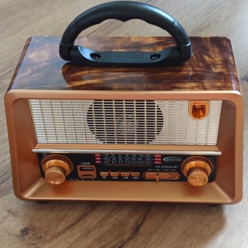 ВИНТАЖНЫЙ РАДИО В СТИЛЕ РЕТРО с Bluetooth И СОЛНЕЧНОЙ ПАНЕЛЬЮ