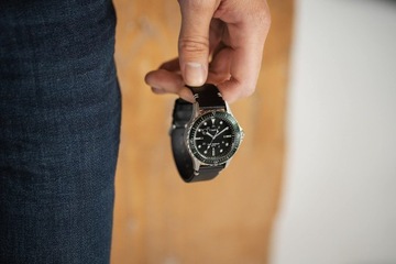Timex Męski zegarek analogowy ze skórzanym