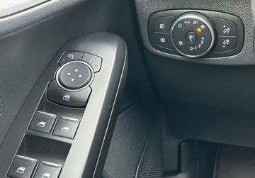 Ford Focus IV Hatchback 1.0 EcoBoost 125KM 2021 Ford Focus Titanium, Tempomat, Kamera, GPS, Podgrzewane fotele kierownica, zdjęcie 18