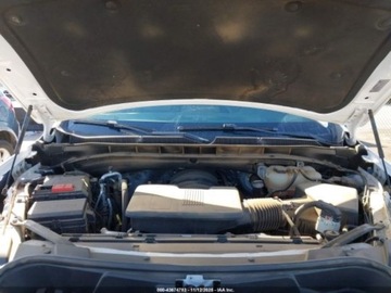 Chevrolet Suburban GMT900 2023 Chevrolet Suburban 2023r., 4x4, 5.3L 5.3 Benzyna 355KM, zdjęcie 11