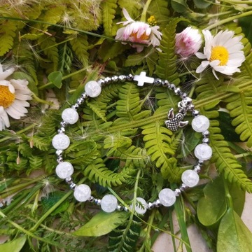 Браслет из кварцевых четок, подарок на крещение.