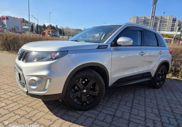 Suzuki Vitara III SUV 1.4 BOOSTERJET 140KM 2016 Suzuki Vitara 1.4 140KM BoosterJet Premium Bezwypadkowa, zdjęcie 2